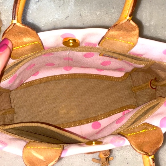 Dooney and Bourke Bag - Picture 6 of 8